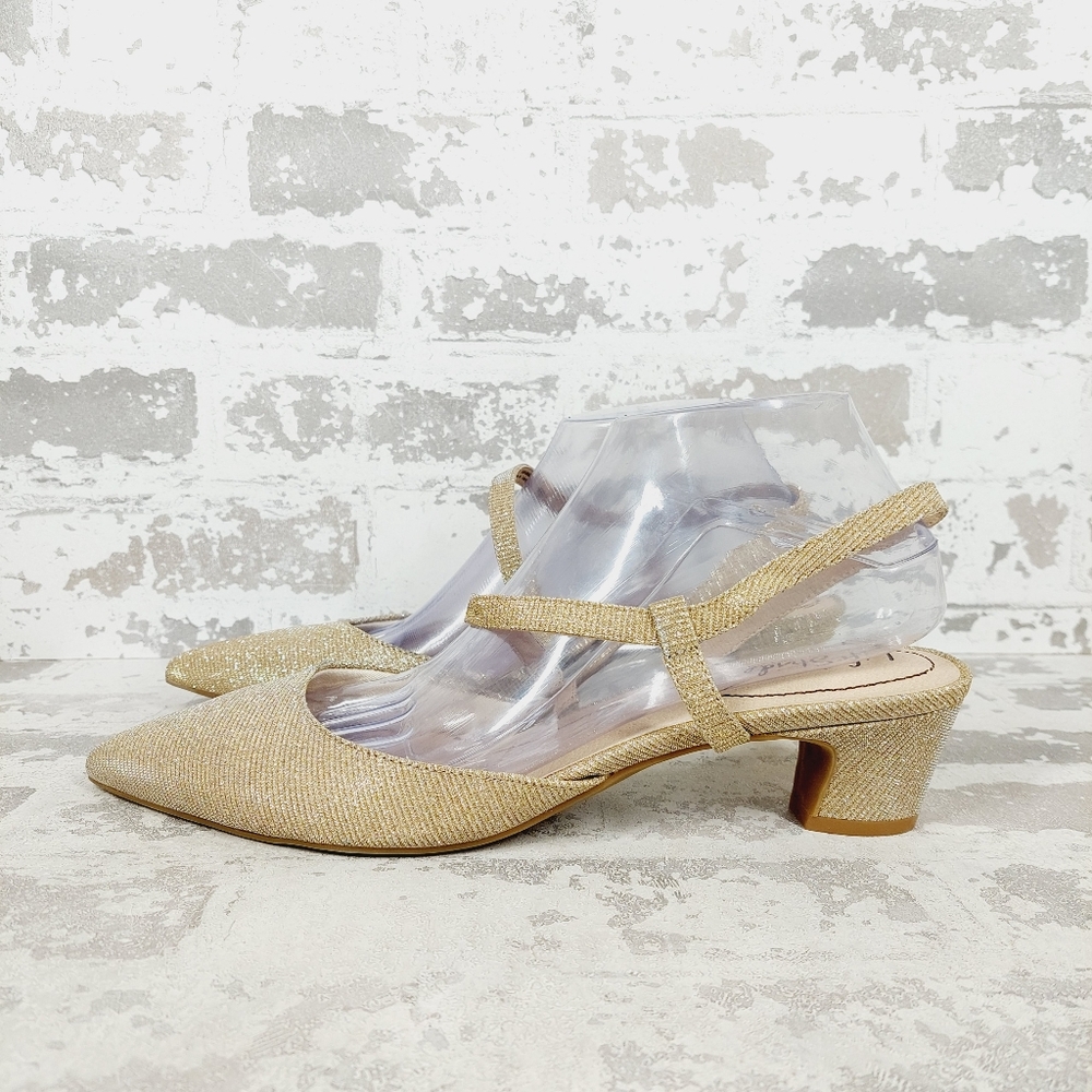New LifeStride Womens Gold Minimalist Pump  A487